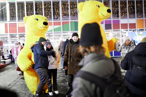 Квесты с призами и танцы с желтыми медведями: как прошел ИТ-каток в парке Горького, объединивший около 5 тысяч специалистов индустрии