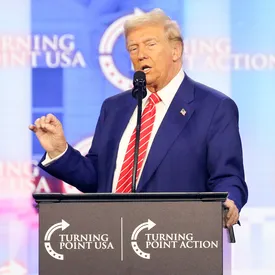 «Я остановлю трансгендерное безумие». Дональд Трамп пообещал, что при нем в США официально будет только два пола — мужской и женский
