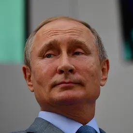 Time включил в число претендентов на звание «человека года» Путина и Барби Time включил в число претендентов на звание «человека года» Путина и Барби