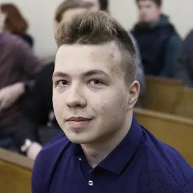 КГБ Беларуси заявил об участии экс-главреда Nexta Романа Протасевича в батальоне «Азов» КГБ Беларуси заявил об участии экс-главреда Nexta Романа Протасевича в батальоне «Азов»