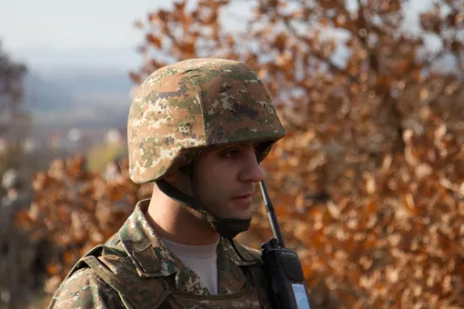 Пашинян сообщил о гибели 49 армянских военных в результате ночных боестолкновений с армией Азербайджана. Главное о ситуации