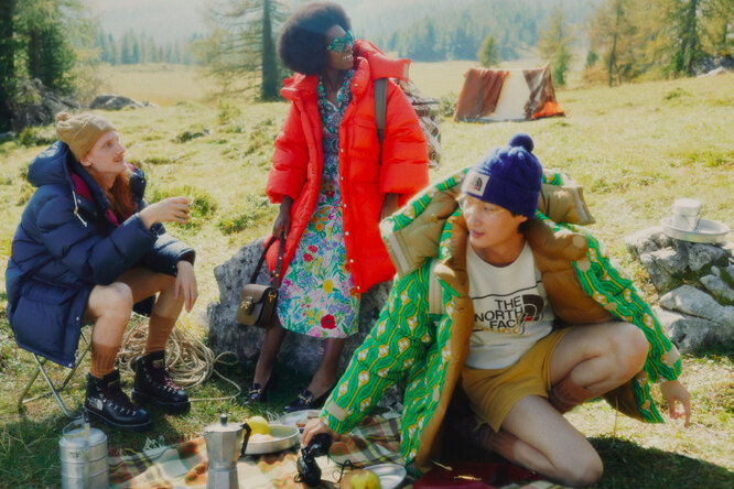 Модный отдых на природе: посмотрите на кампанию совместной коллекции Gucci и The North Face Модный отдых на природе: посмотрите на кампанию совместной коллекции Gucci и The North Face