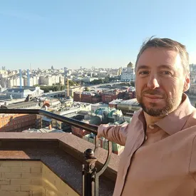 Владислав Бакальчук анонсировал байопик об истории Wildberries Владислав Бакальчук анонсировал байопик об истории Wildberries
