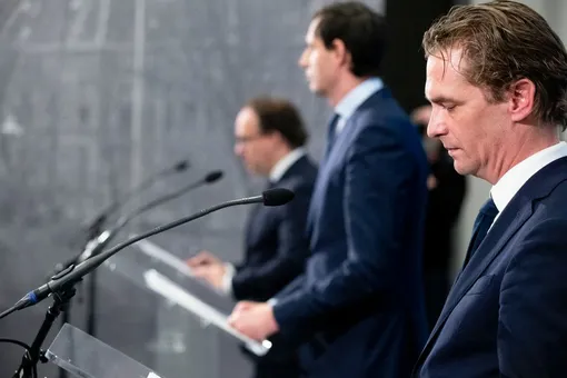 Министр экономики Нидерландов взял отпуск на 3 месяца из-за выгорания на работе
