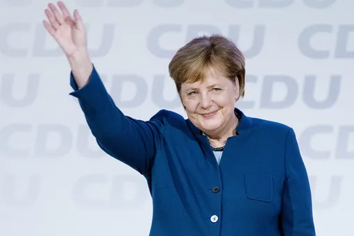 Партию, которую возглавляла Ангела Меркель, теперь возглавляет Аннегрет Крамп-Карренбауэр