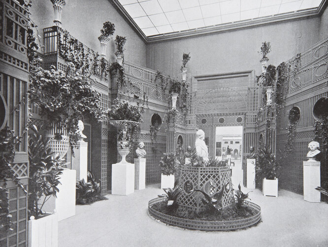Зал со скульптурами на первой выставке Дягилева в Париже. Художник — Леон Бакст.