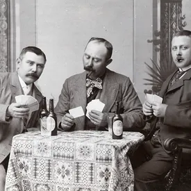 Национальные напитки и культура застолья: как алкоголь становится частью идентичности