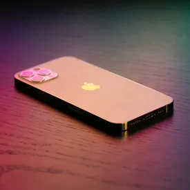 Bloomberg: Apple собирается внедрить функции ChatGPT в iPhone Bloomberg: Apple собирается внедрить функции ChatGPT в iPhone