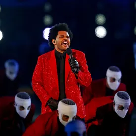 The Weeknd заработал $2 миллиона на коллекции песен и искусства в виде NFT