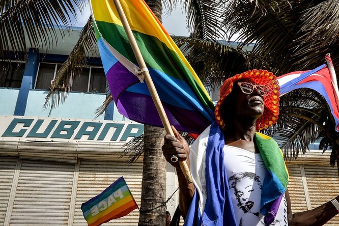 Кубинская революция: от концлагерей для секс-меньшинств до гей-парадов