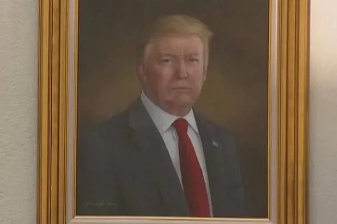 Старый портрет Дональда Трампа
