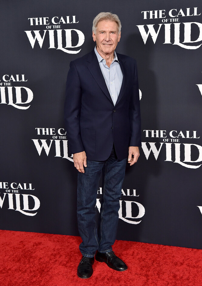 Y 13: Harrison Ford attends the Premiere of 20th Century Studios' «The Call of the Wild» at El Capitan Theatre on February 13, 2020 in Los Angeles, California. КРЕДИТ