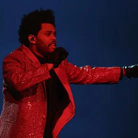 The Weeknd объявил бойкот «Грэмми». Он не получил ни одной номинации, несмотря на большой успех песни Blinding Lights The Weeknd объявил бойкот «Грэмми». Он не получил ни одной номинации, несмотря на большой успех песни Blinding Lights