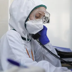 В России за сутки выявили 27 787 новых случаев заражения коронавирусом В России за сутки выявили 27 787 новых случаев заражения коронавирусом