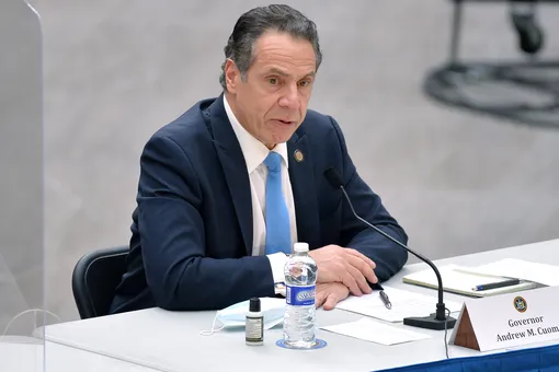 Губернатору Нью-Йорка грозит импичмент из-за обвинений в сексуальных домогательствах