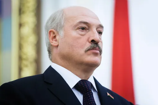 Лукашенко разрешил силовикам использовать боевую технику для подавления массовых беспорядков