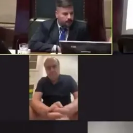 Бывший мэр Рио-де-Жанейро подключился к онлайн-заседанию мэрии, сидя на унитазе. Видео завирусилось в сети Бывший мэр Рио-де-Жанейро подключился к онлайн-заседанию мэрии, сидя на унитазе. Видео завирусилось в сети