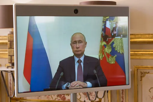 «Мы голосуем за страну, в которой хотим жить»: Путин обратился к россиянам накануне голосования по поправкам к Конституции