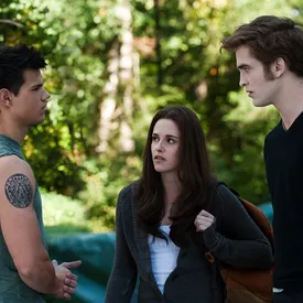 Джейкоб или Эдвард: Автор «Сумерек» Стефани Майер рассказала, кого бы выбрала на месте главной героини