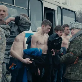 «Донбасс» Сергея Лозницы. О чем фильм, победивший в Каннах «Донбасс» Сергея Лозницы. О чем фильм, победивший в Каннах