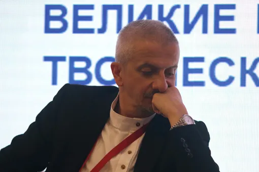 Константин Богомолов назвал «абсурдной» критику своего назначения в Школу-студию МХАТ Константин Богомолов назвал «абсурдной» критику своего назначения в Школу-студию МХАТ