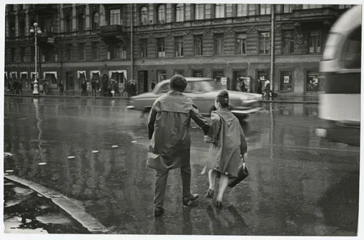 Всеволод Тарасевич. Без названия. Из серии «Невский проспект». Ленинград, 1965.