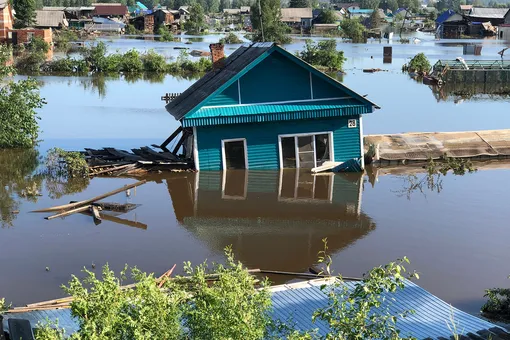 В Иркутской области реки снова выходят из берегов, эвакуированы 1076 человек