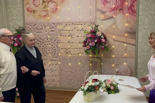 В Нижнем Новгороде заключили брак 100-летний жених и 75-летняя невеста В Нижнем Новгороде заключили брак 100-летний жених и 75-летняя невеста