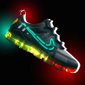 Кроссовки дня: кроссовки Nike VaporMax, которые выглядят наивно, но хотят их все модники мира Кроссовки дня: кроссовки Nike VaporMax, которые выглядят наивно, но хотят их все модники мира