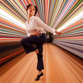 FKA Twigs снялась в рекламе «умной» колонки Apple. Ролик снял Спайк Джонс FKA Twigs снялась в рекламе «умной» колонки Apple. Ролик снял Спайк Джонс