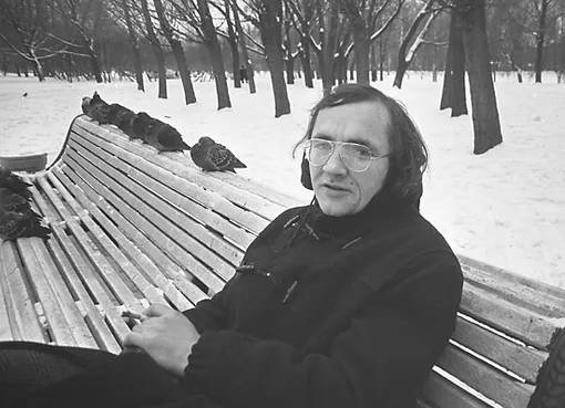 Аркадий Драгомощенко