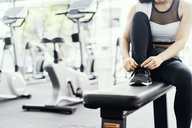 Занятия фитнесом в спортзале помогают хрящевой ткани ваших суставов обновляться