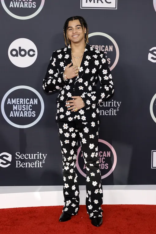 24kGoldn attends the 2021 American Music Awards at Microsoft Theater on November 21, 2021 in Los Angeles, California. (Photo by )