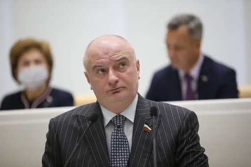 Клишас считает возможной конфискацию имущества россиян за дискредитацию армии Клишас считает возможной конфискацию имущества россиян за дискредитацию армии
