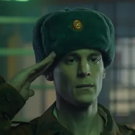 Смотрим трейлер сериала «Аутсорс» с Иваном Янковским