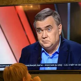 Умер спортивный комментатор Юрий Розанов. Ему было 59 лет Умер спортивный комментатор Юрий Розанов. Ему было 59 лет