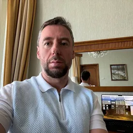 Мужу основательницы Wildberries Владиславу Бакальчуку предъявили обвинения в убийстве, он задержан Мужу основательницы Wildberries Владиславу Бакальчуку предъявили обвинения в убийстве, он задержан