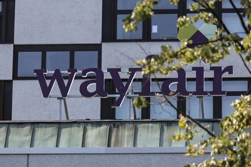 Wayfair продает очень дорогие шкафы. Конспирологи решили, что компания замешана в торговле людьми