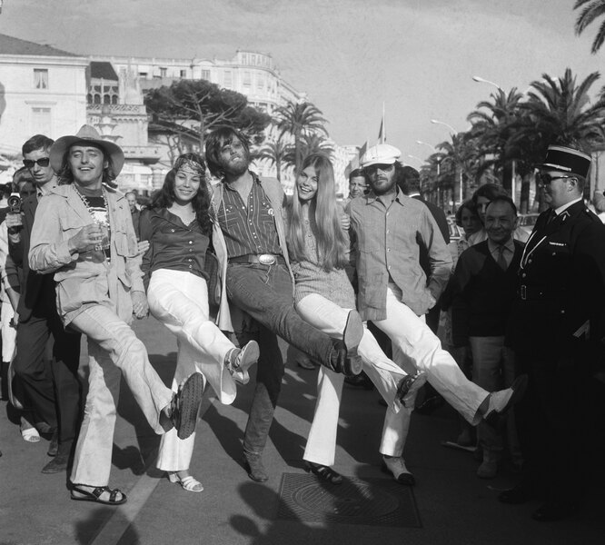 Актеры «Беспечного ездока» на премьере фильма в Каннах, 1969.