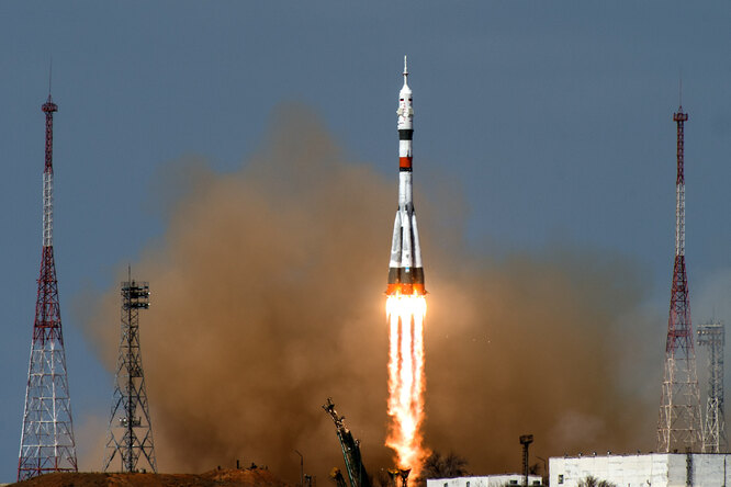 9 апреля 2020 года в 11:05:06 мск с космодрома Байконур запланирован пуск ракеты-носителя «Союз-2.1а» с пилотируемым кораблем «Союз МС-16» по программе 62-й и 63-й основных экспедиций к Международной космической станции.