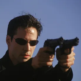 Выход четвертой части «Матрицы» и нового «Бэтмена» перенесли