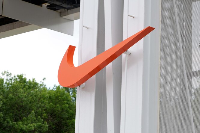 Nike обвинила New Balance и Skechers в использовании запатентованной технологии производства кроссовок Nike обвинила New Balance и Skechers в использовании запатентованной технологии производства кроссовок