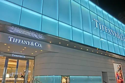 Конгломерат LVMH ведет переговоры о покупке ювелирного бренда Tiffany & Co.