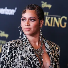 Бейонсе стала миллиардером