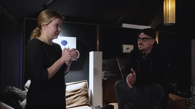 Смотреть Смотреть