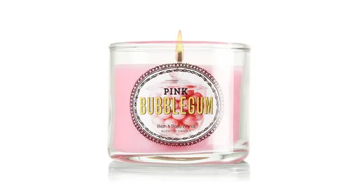 Свеча с ароматом жвачки Pink Bubble Gum, Bath and Body Works