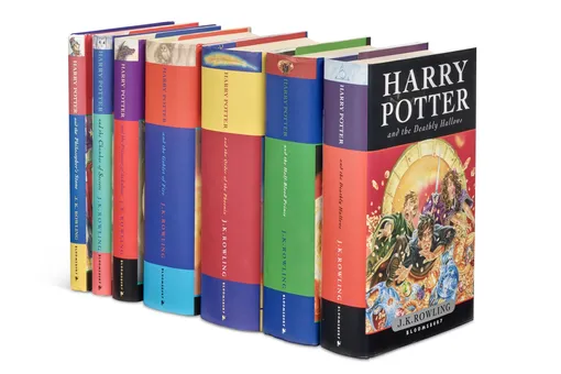 Полную серию книг о «Гарри Поттере» продали на аукционе Christie's. Она оценивалась в $118–177 тысяч