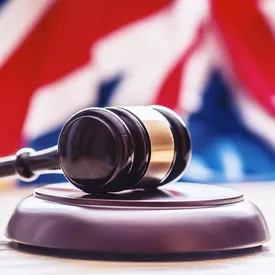 Впервые в истории Британии девушку осудили за домашнее насилие Впервые в истории Британии девушку осудили за домашнее насилие