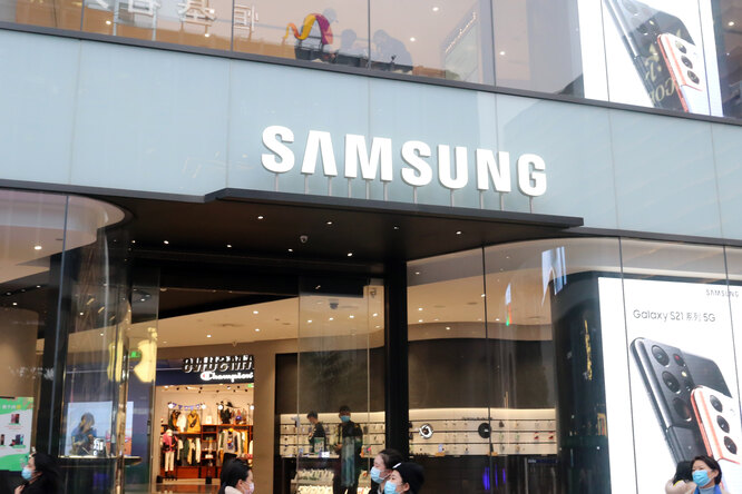«У индустрии не было еще подобного опыта»: в Samsung объяснили предустановку неудаляемых приложений «Яндекса» в России