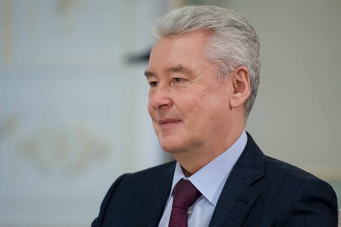 «Назло невзгодам»: Собянин предложил горожанам самим решить, как праздновать Новый год в Москве «Назло невзгодам»: Собянин предложил горожанам самим решить, как праздновать Новый год в Москве